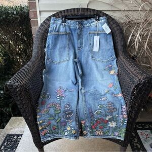 Driftwood Barbie Barrel - Flower Fields 32x26